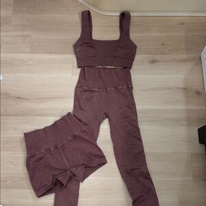 FP MOVEMENT GOOD KARMA SET: SQUARE NECK BRA + RUNNING SHORTS + LEGGINGS NUTMEG